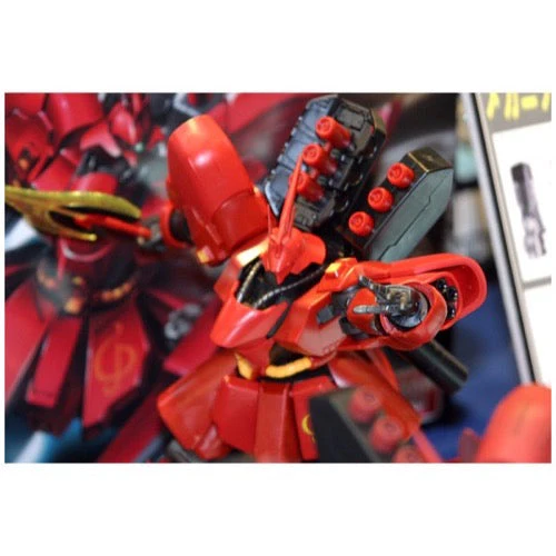 Bandai 5058889 HGUC 1/144 Sazabi Chars Counterattack - Image 5