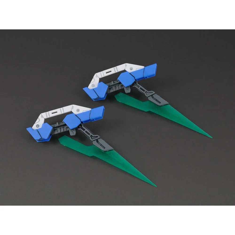 Bandai 5055328 MG 1/100 00 Qan T Full Saber Gundam 00 - Image 17