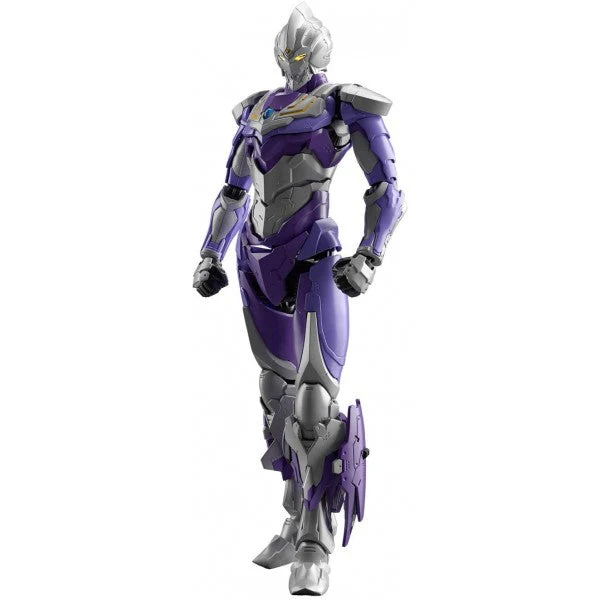 Bandia 5061668 Figure-Rise Standard Ultraman Suit Tiga Sky Type Action Ultraman - Image 2