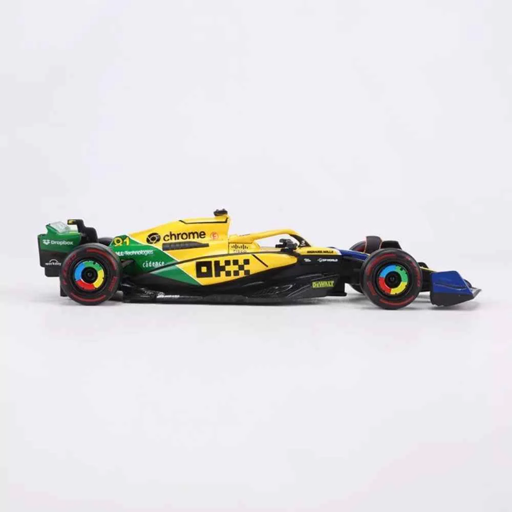 Bburago 01894 1/43 2024 McLaren F1 Senna Livery Driver No.81 Piastri - Image 4