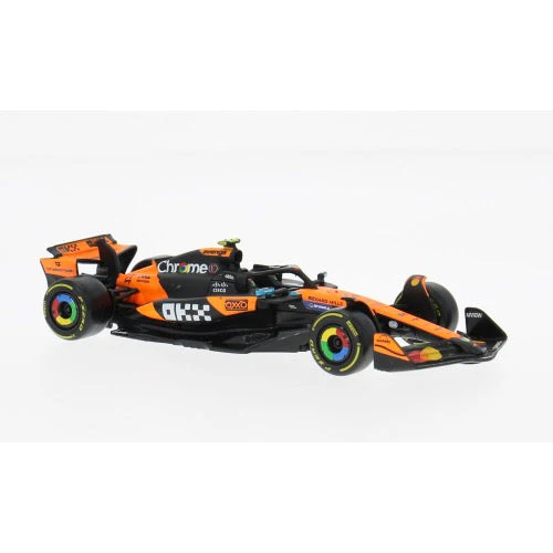 Bburago 38248N 1/43 McLaren MCL 39 No.4 Lando Norris - Image 3