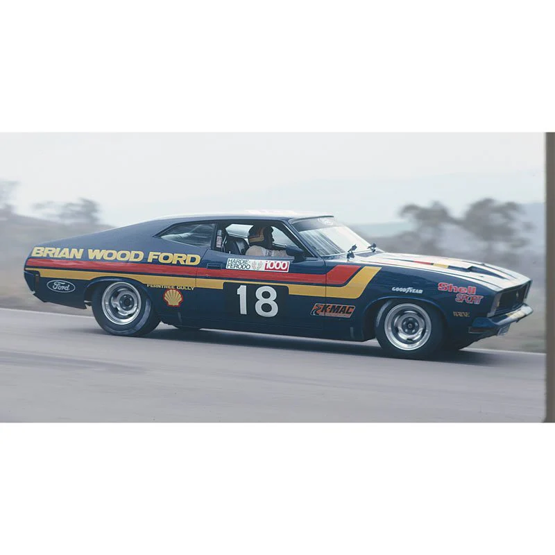 Classic Carlectables 18846 1/18 Ford XB Falcon GT 1976 Bathurst - Image 10