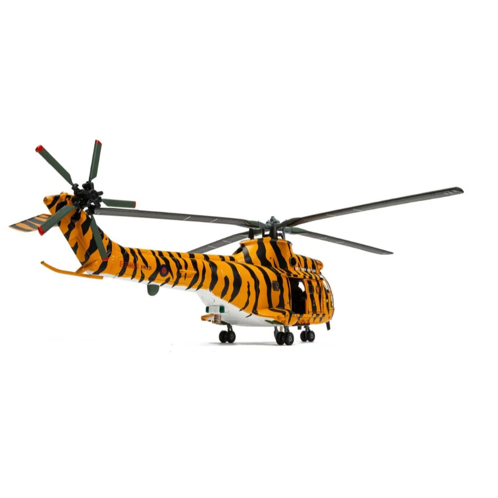 Corgi AA27006 1/72 Westland Puma HC-1 NATO Tiger Meet livery RIAT 2005 - Image 6
