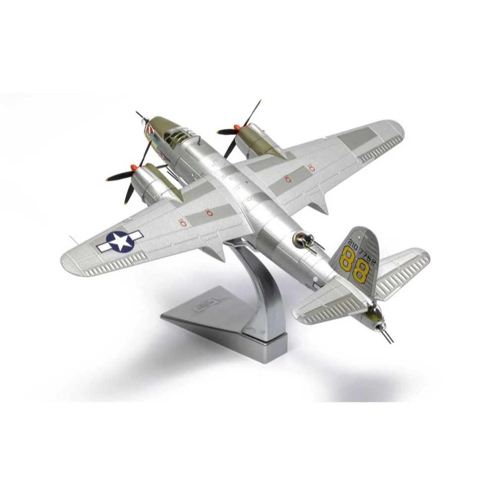Corgi AA29502 1/72 Martin B-26C-45-MO Marauder Miss Arkansas 12th USAAF Lt Leo A Lampman - Image 7