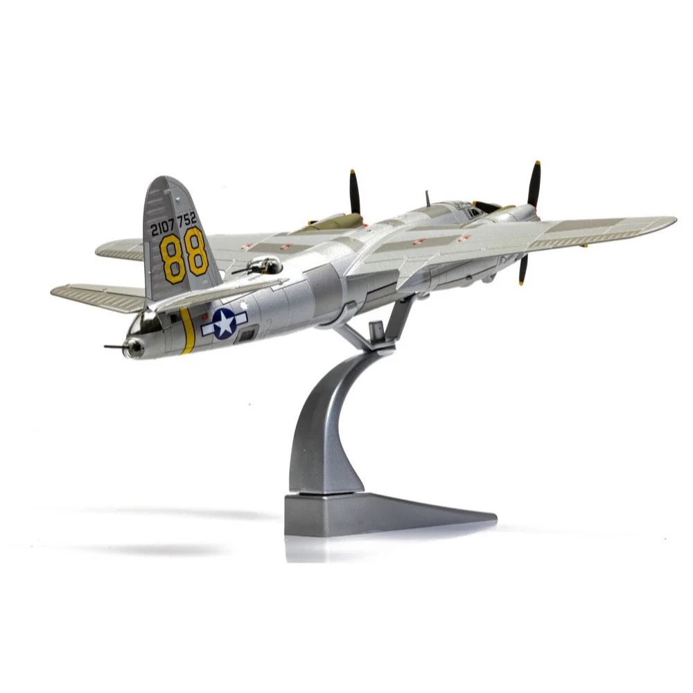Corgi AA29502 1/72 Martin B-26C-45-MO Marauder Miss Arkansas 12th USAAF Lt Leo A Lampman - Image 9