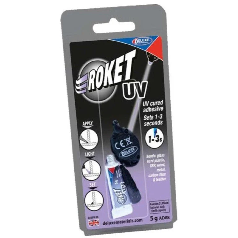 Deluxe Materials AD88 Roket UV Adheisve 5g and UV Light