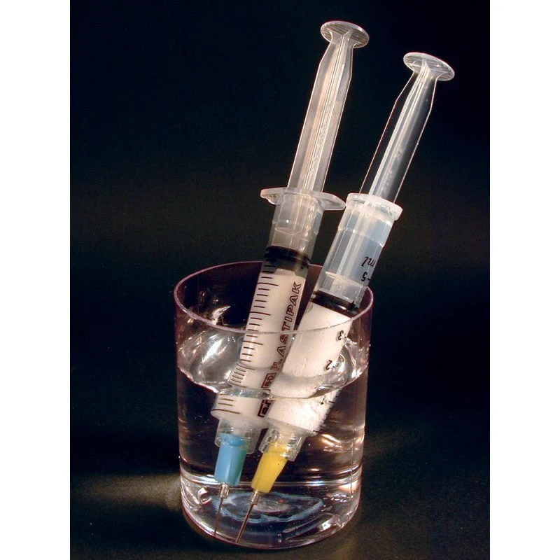 Deluxe Materials AC8 Pin Point Syringe Kit - Image 2