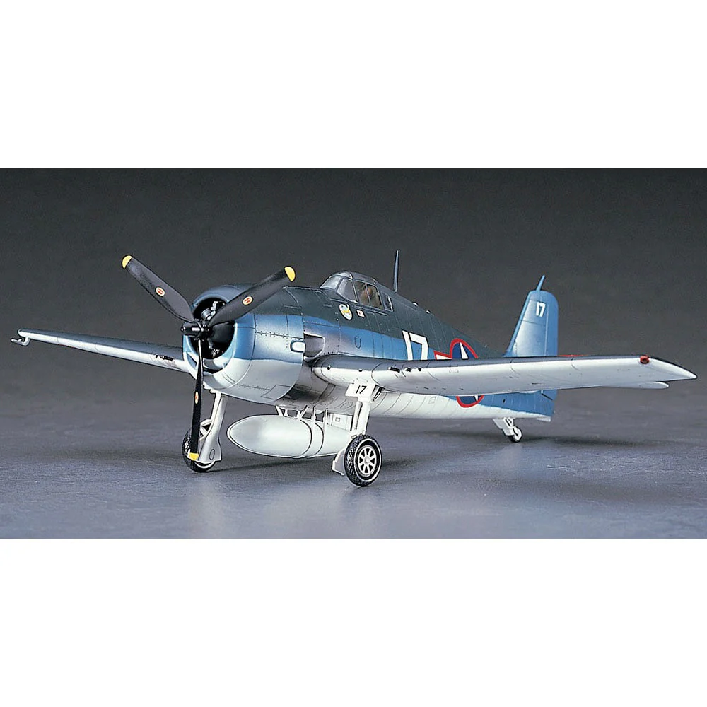 Hasegawa 09134 1/48 F6F-3 Hellcat USS ESSEX - Image 2