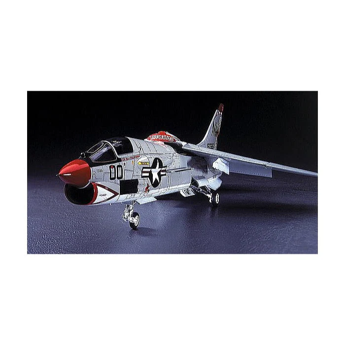 Hasegawa 07225 1/48 F-8E Crusader - Image 2