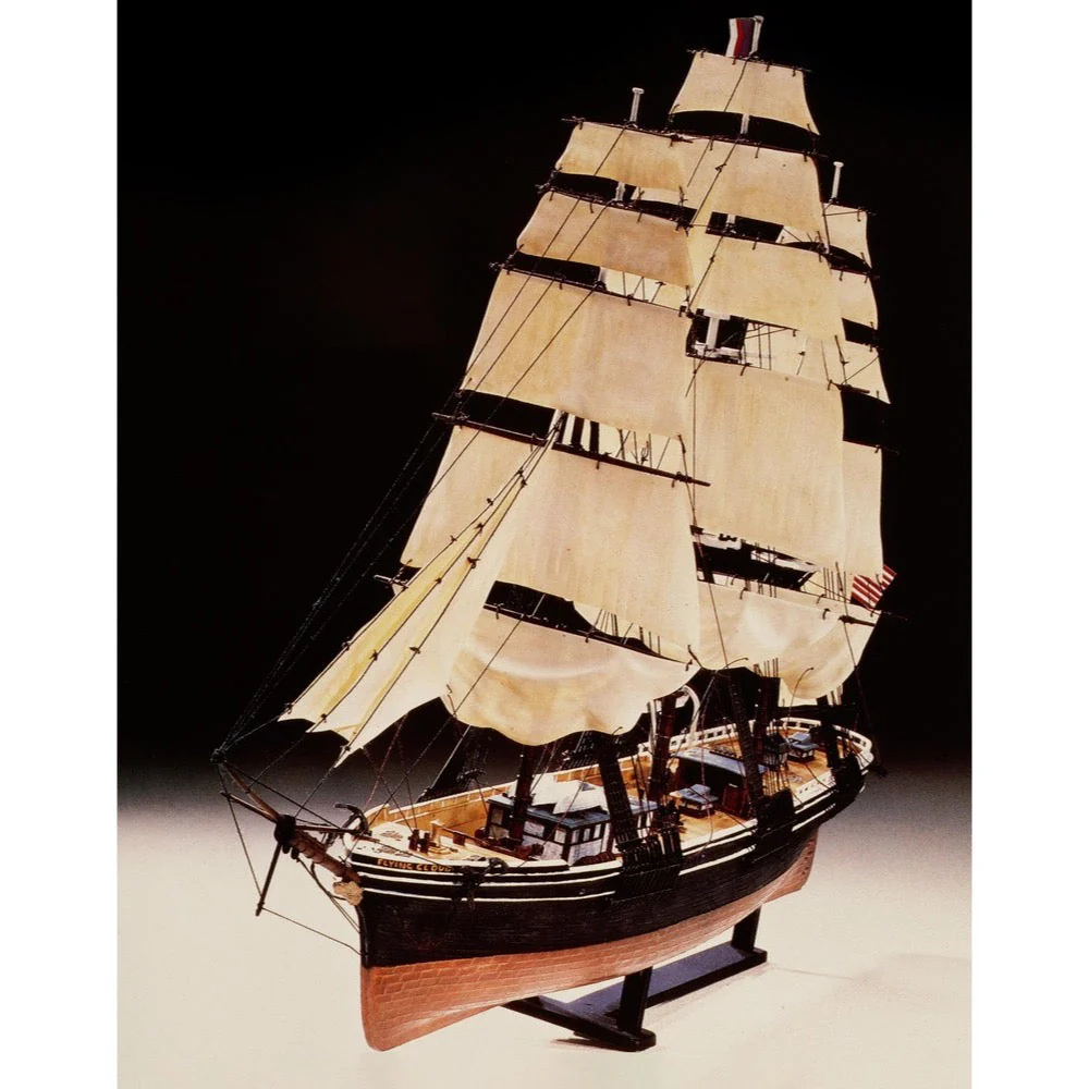 Heller HLL80830 1/200 Flying Cloud - Image 5