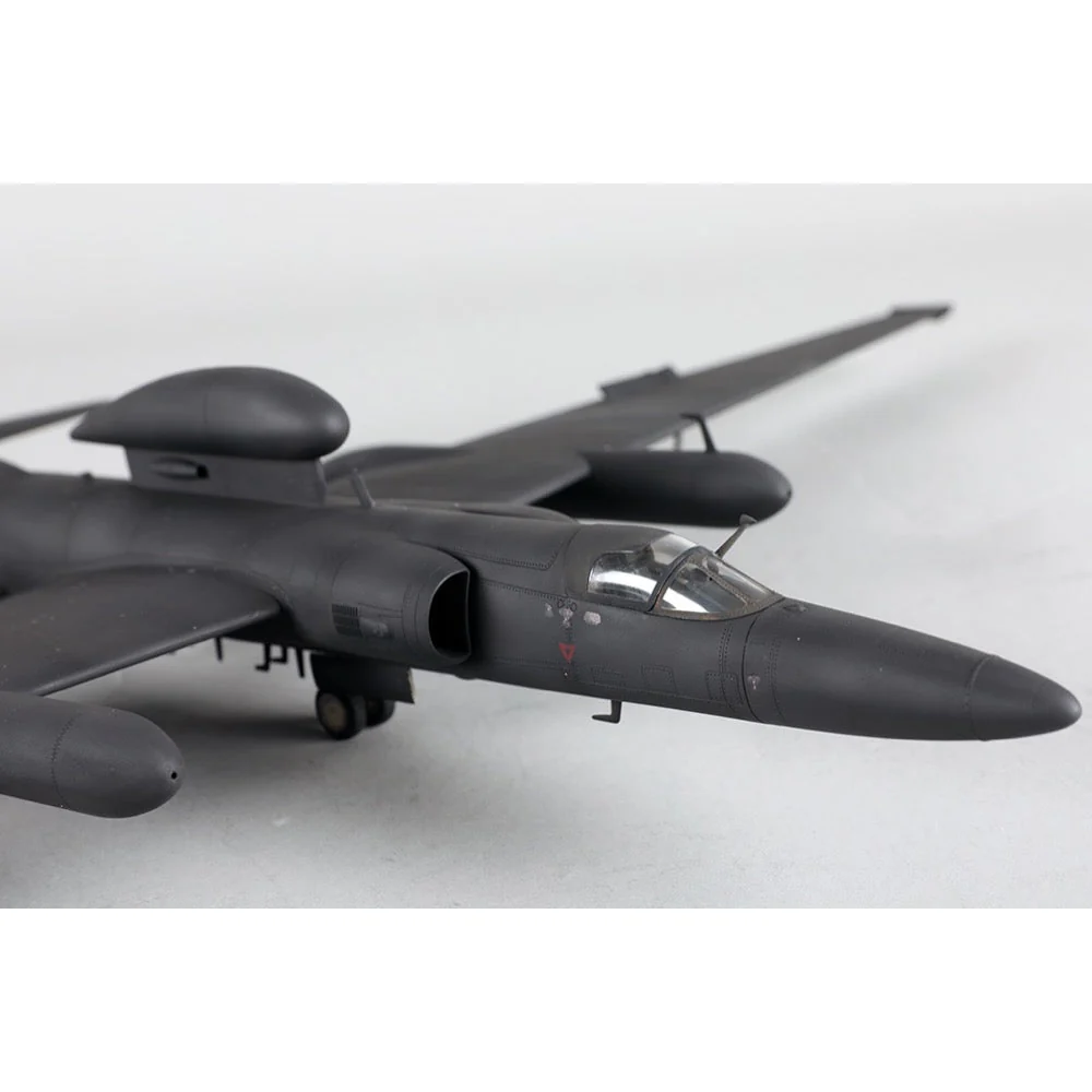 Hobby Boss 81740 1/48 Lockheed U-2R Dragon Lady - Image 3