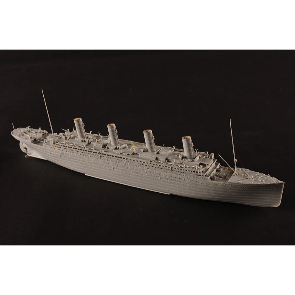 Hobby Boss 83420 1/700 RMS Titanic - Image 7