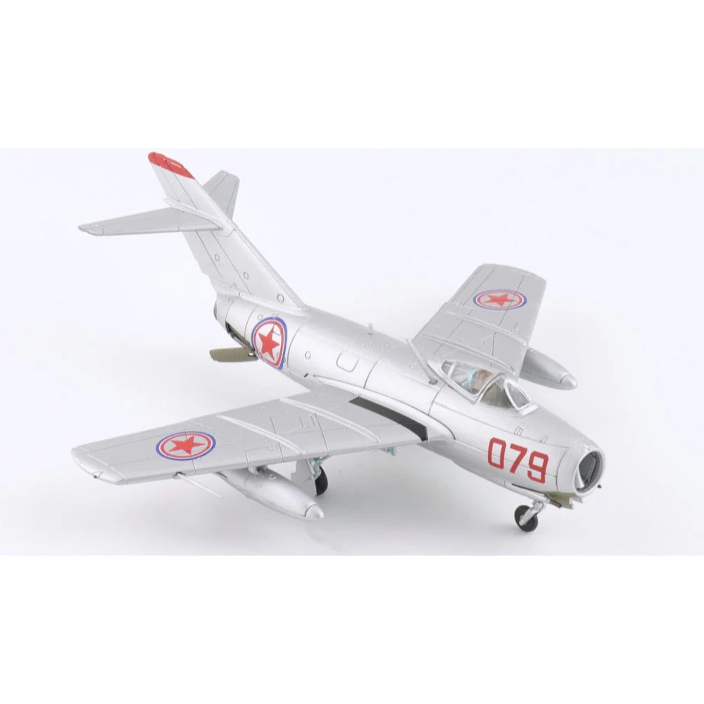Hobby Master 2430 1/72 MIG-15bis Red 079 Chinese People's Volunteers AF North Korea 1950s - Image 2