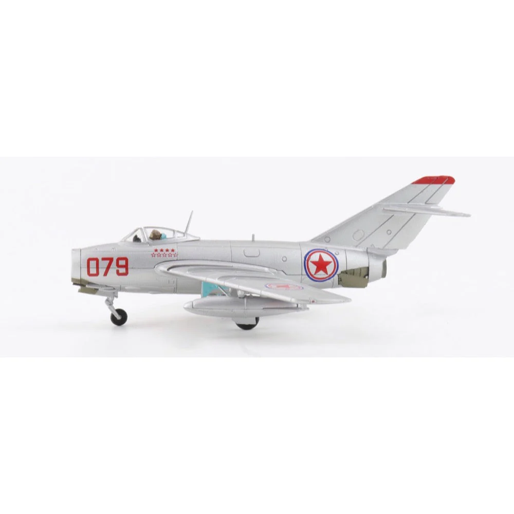 Hobby Master 2430 1/72 MIG-15bis Red 079 Chinese People's Volunteers AF North Korea 1950s - Image 3