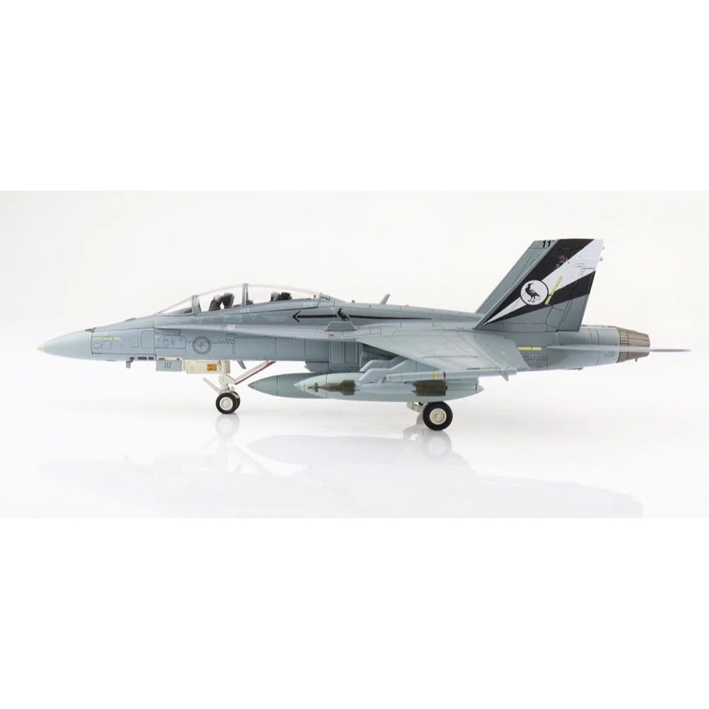 Hobby Master HA3570 1/72 F/A-18B Hornet A21-117 75 SQN RAAF Dec 2021 Final Flight - Image 4