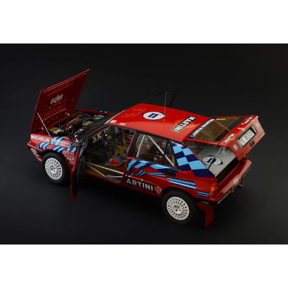 Italeri IT4712S 1/12 Lancia DELTA 16V HF integrale Sanremo 1989 - Image 7