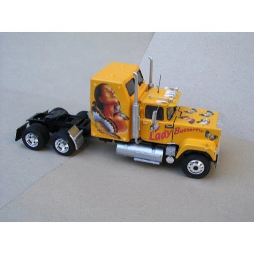 Italeri 3820 1/24 American Superliner - Image 5