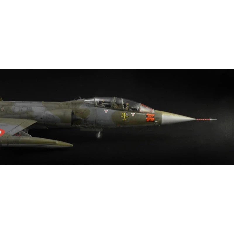 Italeri 2509 1/32 TF-104G - Image 4