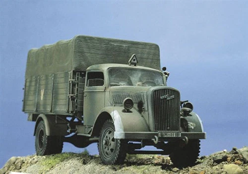 Italeri 0216 1/35 Opel Blitz