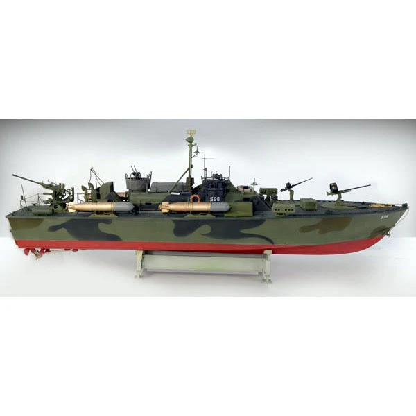 Italeri 5602 1/35 Torpedo Boat PT596 ELCO 80 - Image 4