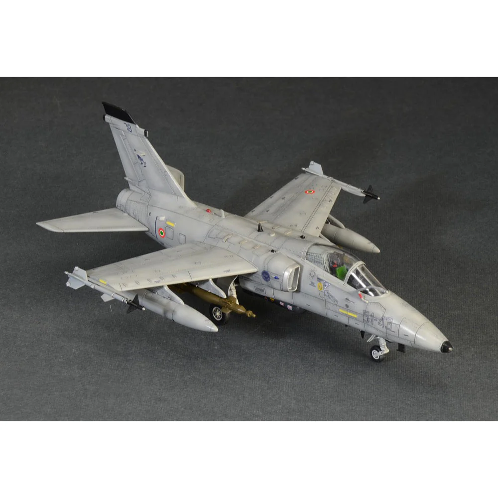 Italeri 1460 1/72 AMX Single Seat Ghibli - Image 10