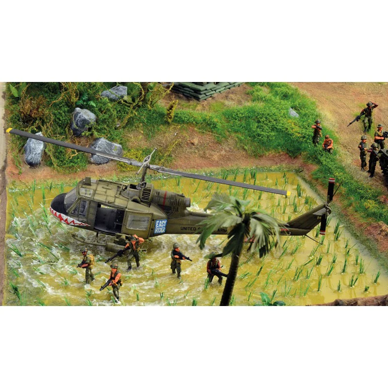 Italeri 6184 1/72 Vietnam War Battle Set - Image 2