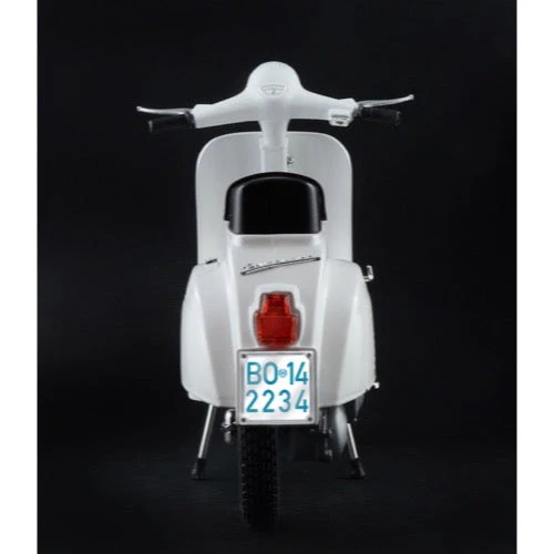 Italeri 4633 1/9 Vespa 125 Primavera - Image 7