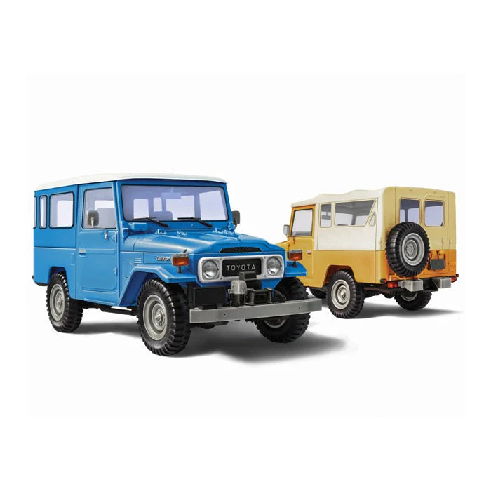 Italeri 3630 1/24 Toyota Land Cruiser BJ-44 Soft/Hard Top Rubber Tyres - Image 2