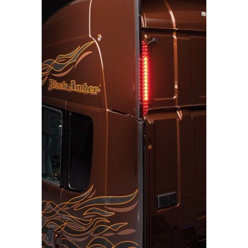 Italeri 3897 Scania R730 Black Amber - Image 9