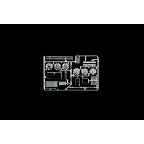 Italeri 3946 1/24 Man F8 19.321 2 Axle Tractor - Image 8