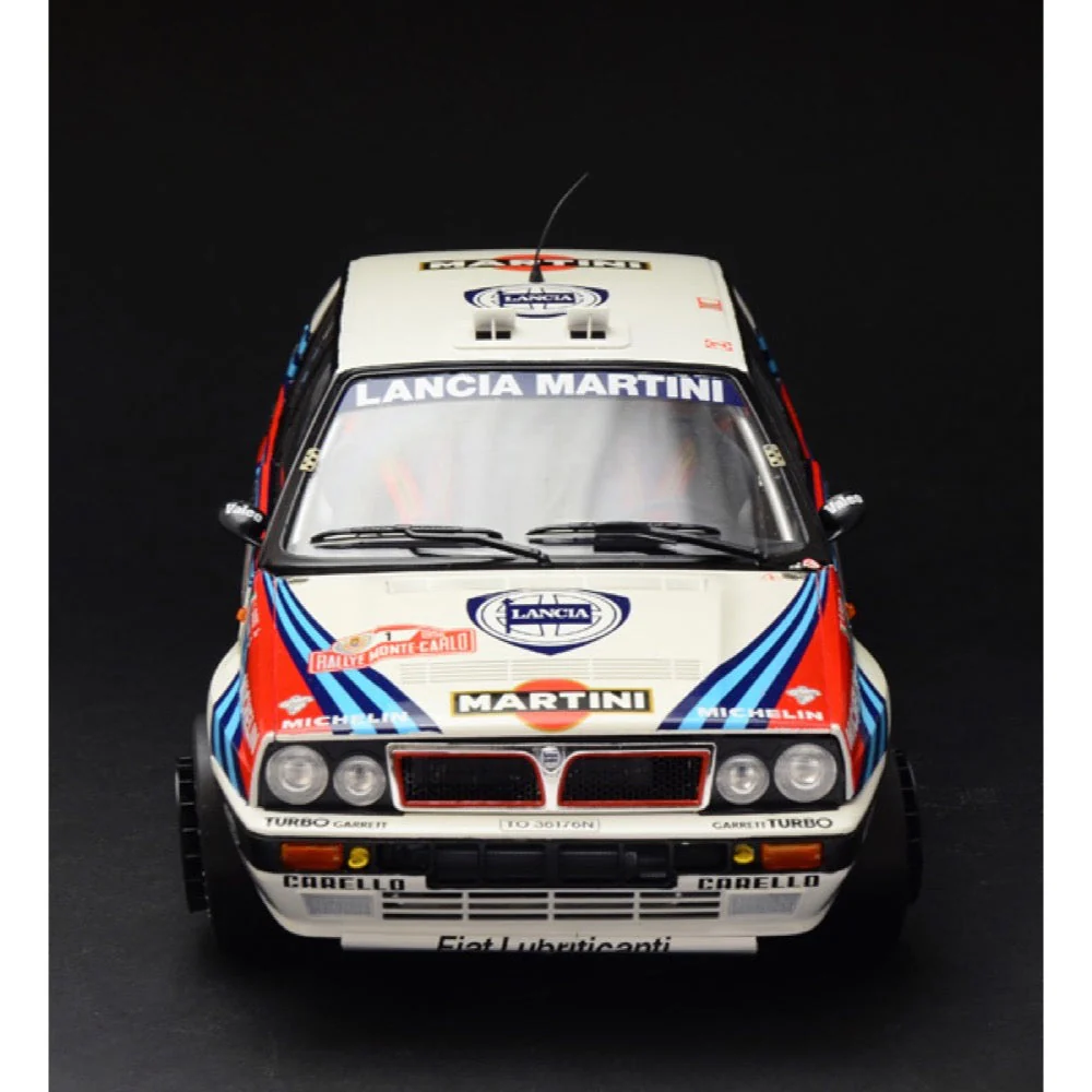 Italeri 4709S 1/12 Lancia Delta HF Integrale 16V - Image 6
