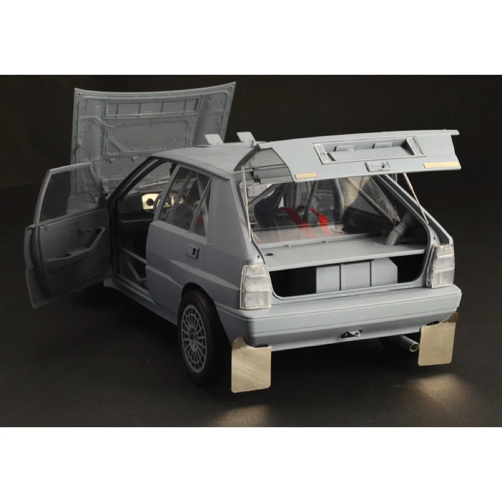 Italeri 4709S 1/12 Lancia Delta HF Integrale 16V - Image 9