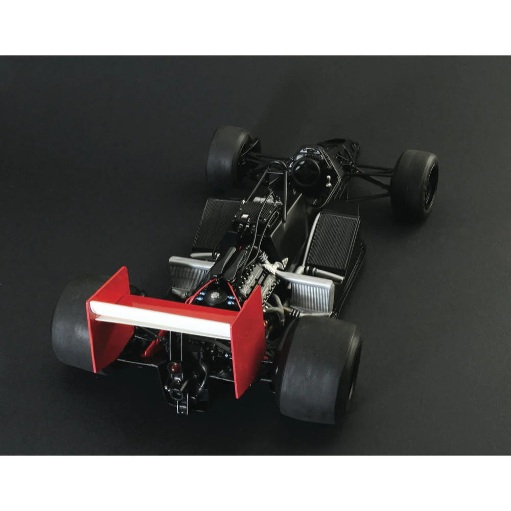 Italeri 4711 1/12 McLaren MP4 2C Prost Roberg Plastic Model Kit - Image 5