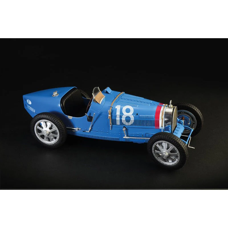 Italeri 4713 1/12 Bugatti Roadster Monte Carlo 1930 - Image 3
