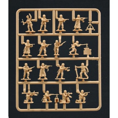 Italeri 6068 1/72 WWII German Elite Troops - Image 5
