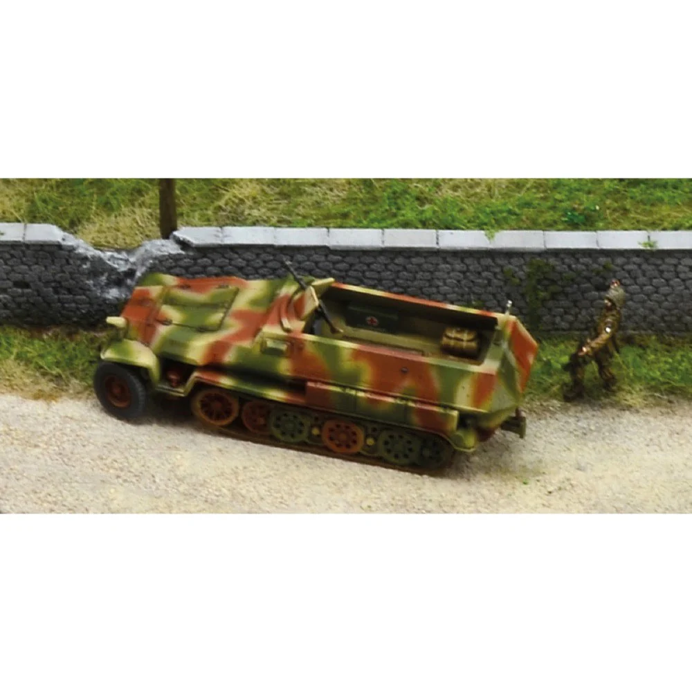 Italeri IT6199S 1/72 Battle of Normandy Sainte-Mere-Eglise 6 June 1944 - Image 14