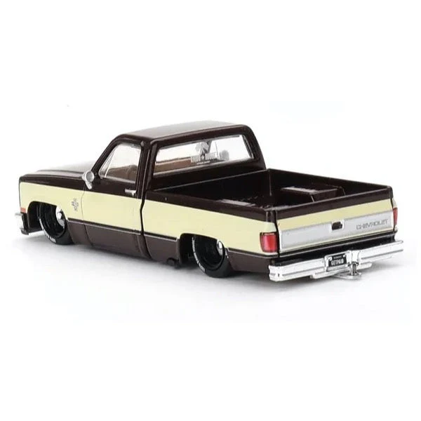 Kaido House x Mini GT 1/64 Chevrolet Silverado Vintage Spec V1 - Image 5