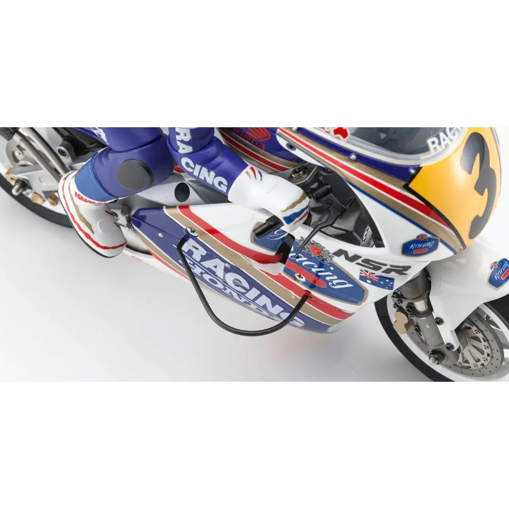 Kyosho 1/8 EP Hanging on Racer Honda NSR500 1991 Kit - Image 10