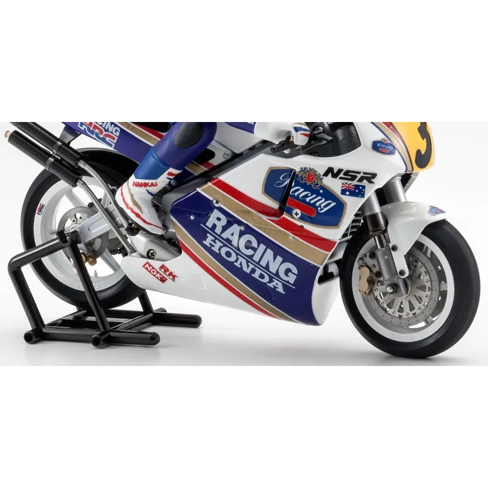 Kyosho 1/8 EP Hanging on Racer Honda NSR500 1991 Kit - Image 5