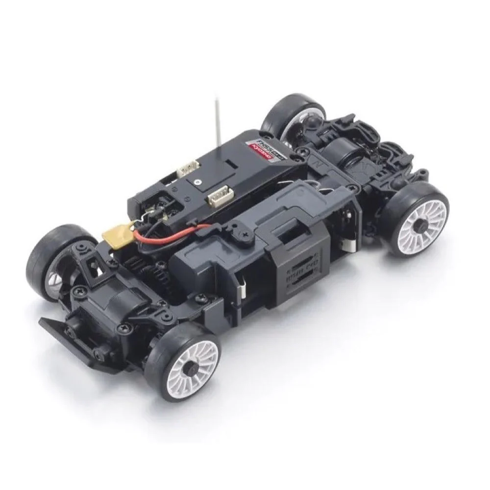 Kyosho 32643BL MINI-Z 1972 Nissan Skyline GT-R AWD MA-020 Readyset (KPGC10) Racing RC Car No. 15 Blue - Image 4