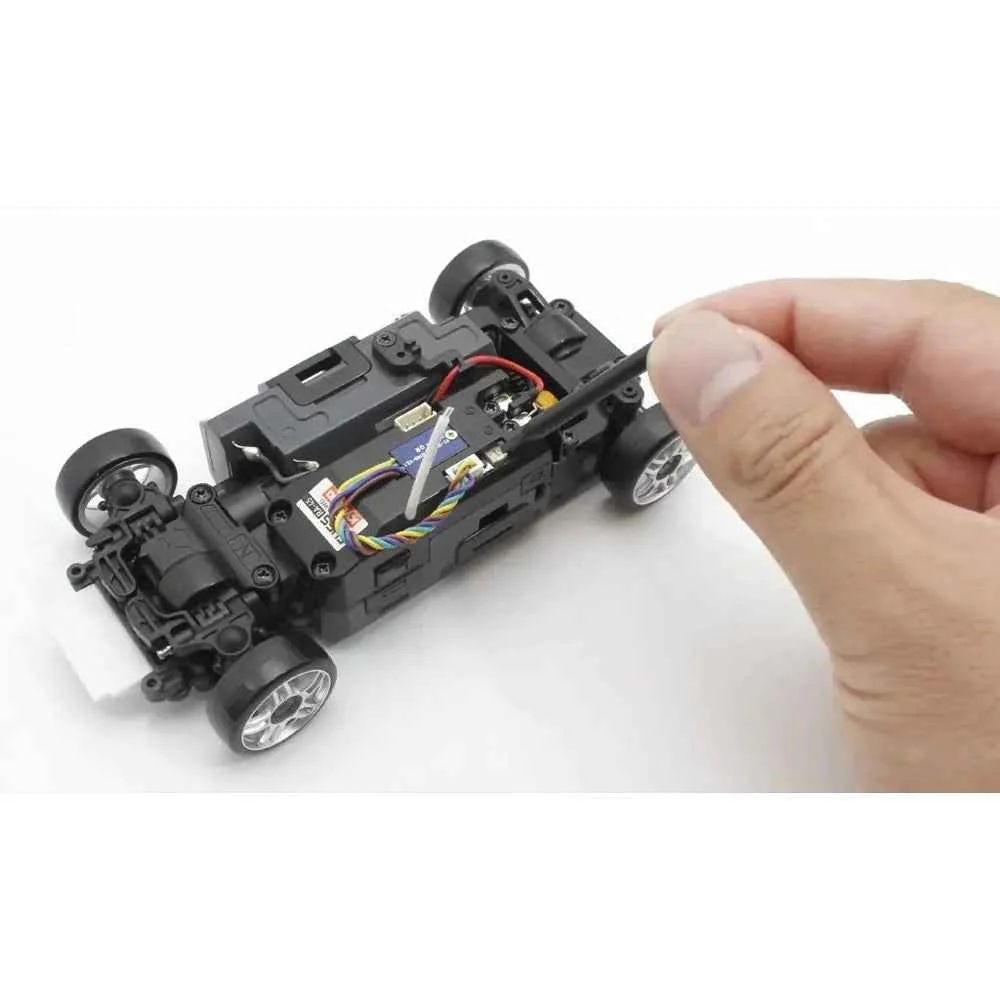 Kyosho Mini-Z Nissan Skyline R32 V-SPEC II Initial D New Movie Edition AWD Readyset 32652ID - Image 9