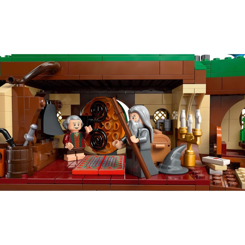 LEGO 10354 Icons The Lord of the Rings The Shire - Image 12
