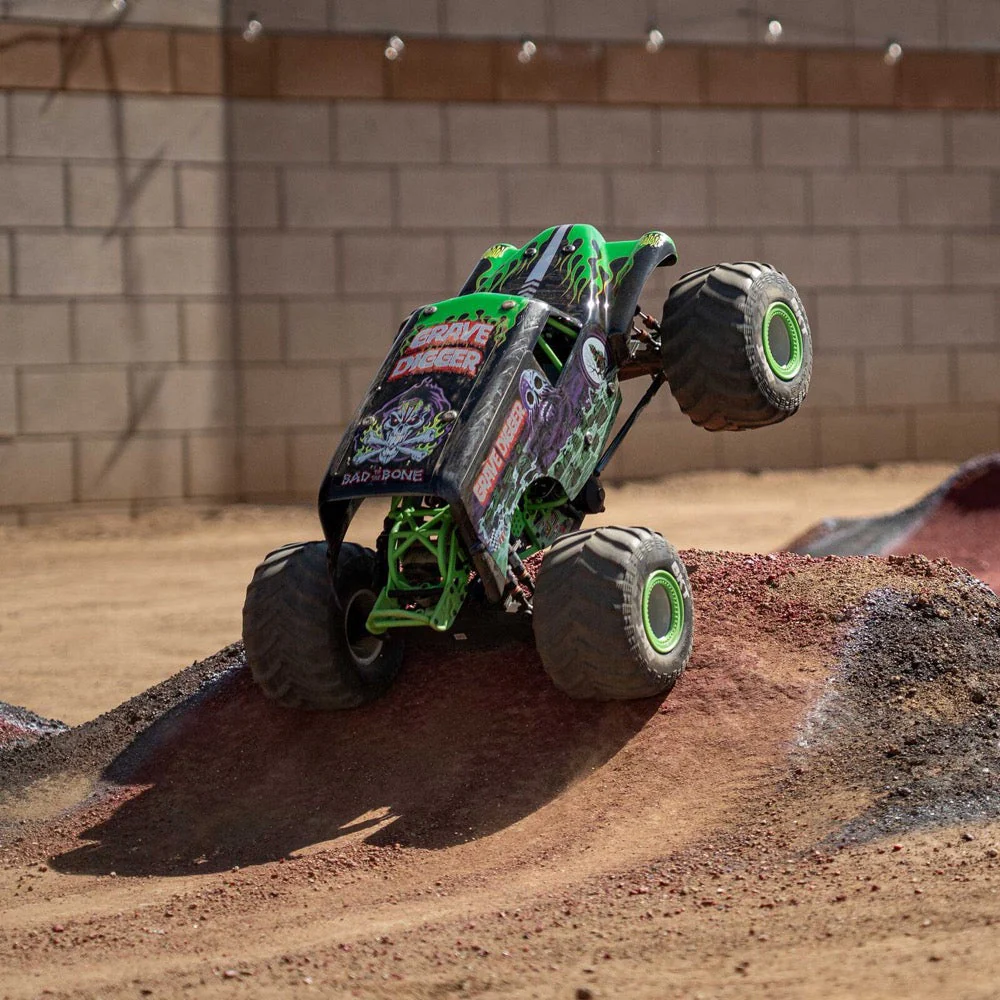 Losi 1/8 LMT 2.0 Grave Digger 4X4 Solid Axle Brushless Monster Truck RTR Green LOS04028T1 - Image 15