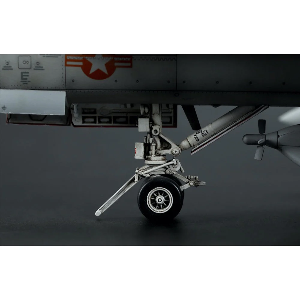 Meng LS-014 1/48 Boeing EA-18G Growler Electronic Attack Aircraft - Image 8