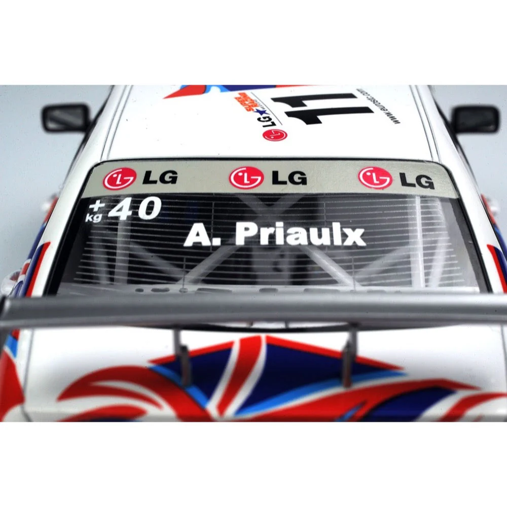 NuNu 24033 1/24 BMW 320i E46 Donington Winner ETCC - Image 14