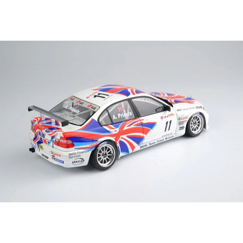 NuNu 24033 1/24 BMW 320i E46 Donington Winner ETCC - Image 4