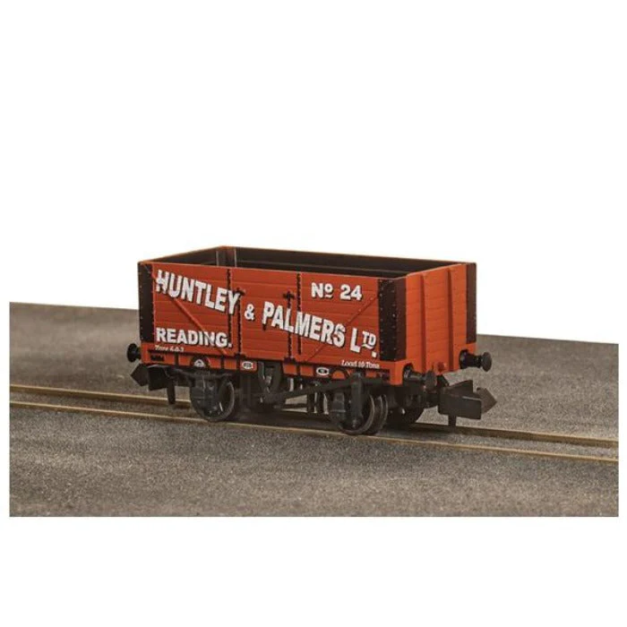 Peco NR7010P N 9ft 7-Plank Open Wagon Huntley n Palmers No.24