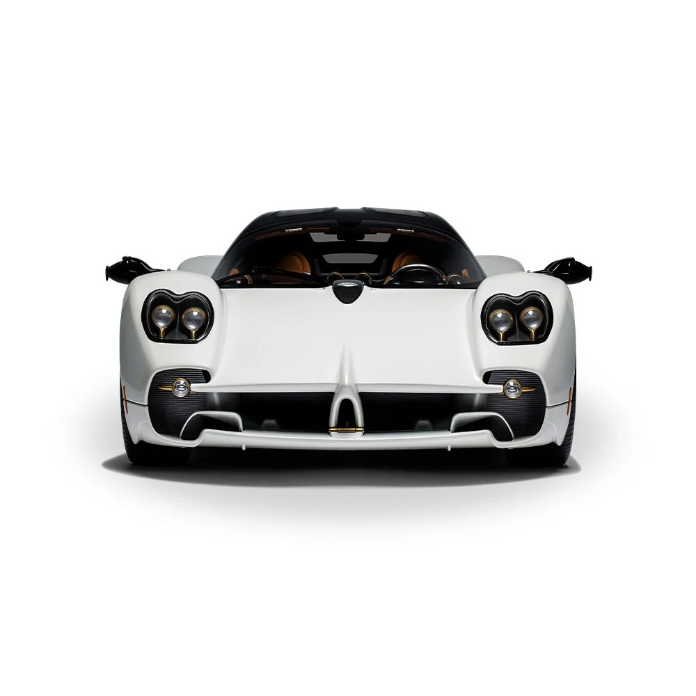 Pocher HK123 1/8 Pagani Utopia Coupé Bianco Perla - Image 3