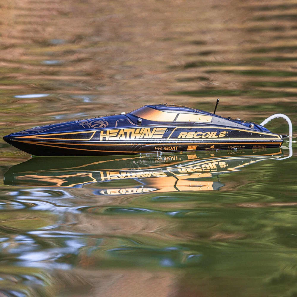 Pro Boat Heatwave Recoil 2 V2 26in Self Righting Brushless Black Gold RC Boat PRB08041V2T1 - Image 13