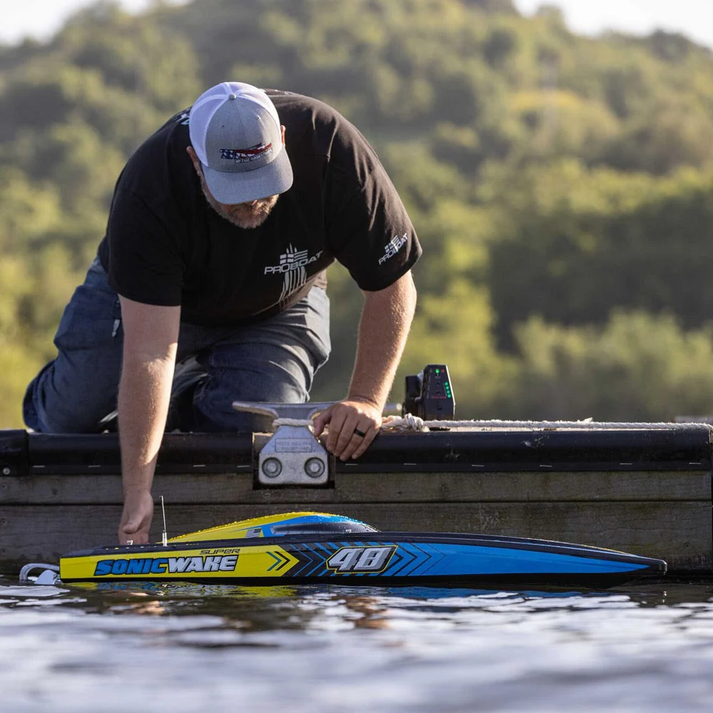 Pro Boat Super Sonicwake 48in 8S Self-Righting RC Boat - Image 19